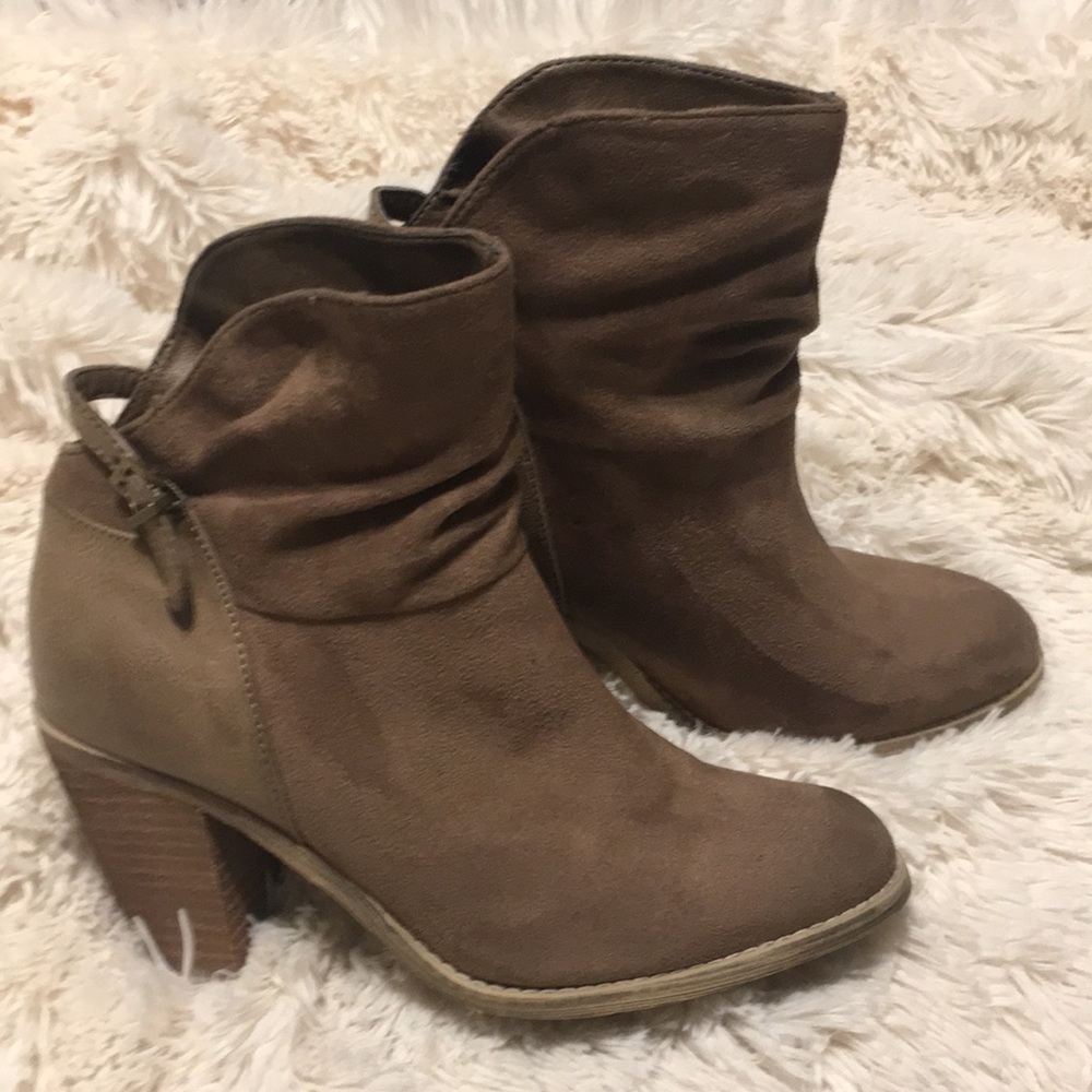 Rebels Taupe Faux Suede Heeled Booties size 9